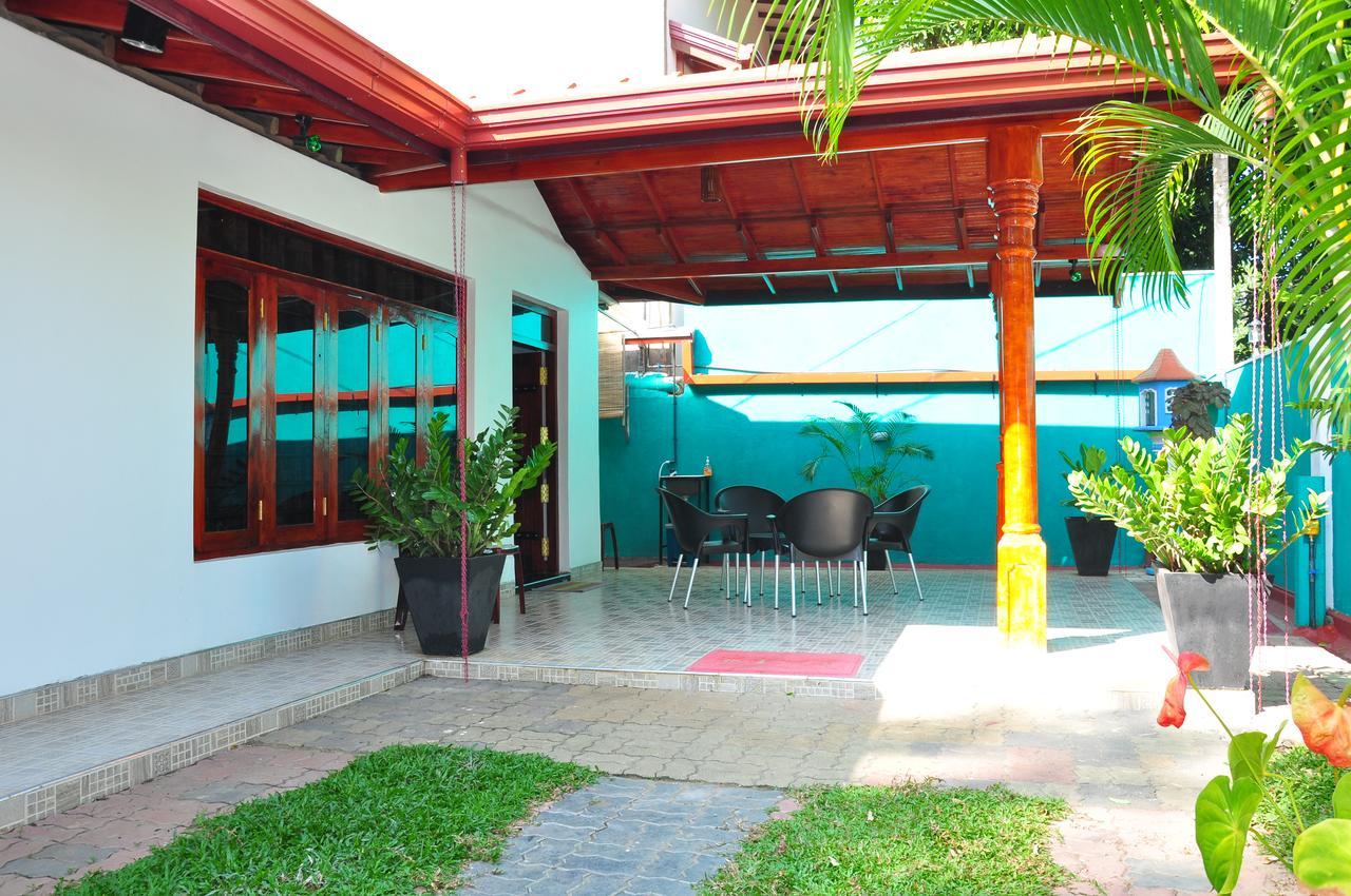 Hotel Camorich Tissamaharama Extérieur photo